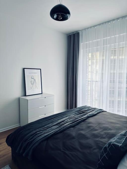 Priam Apartment Пристина Екстериор снимка