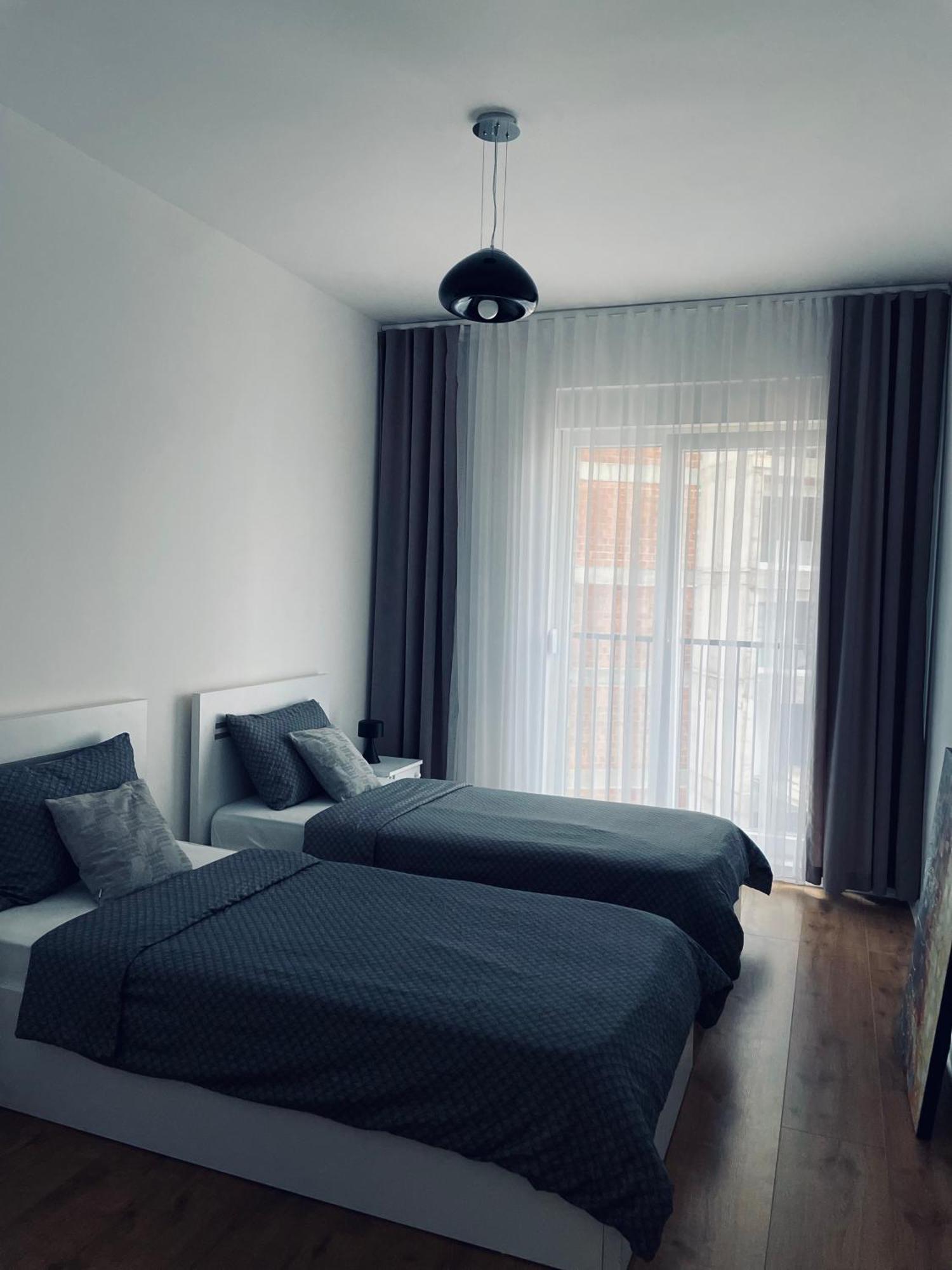 Priam Apartment Пристина Екстериор снимка